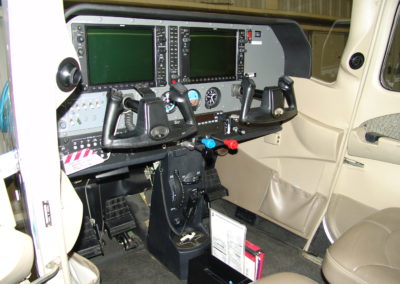 N721ZA - Cockpit